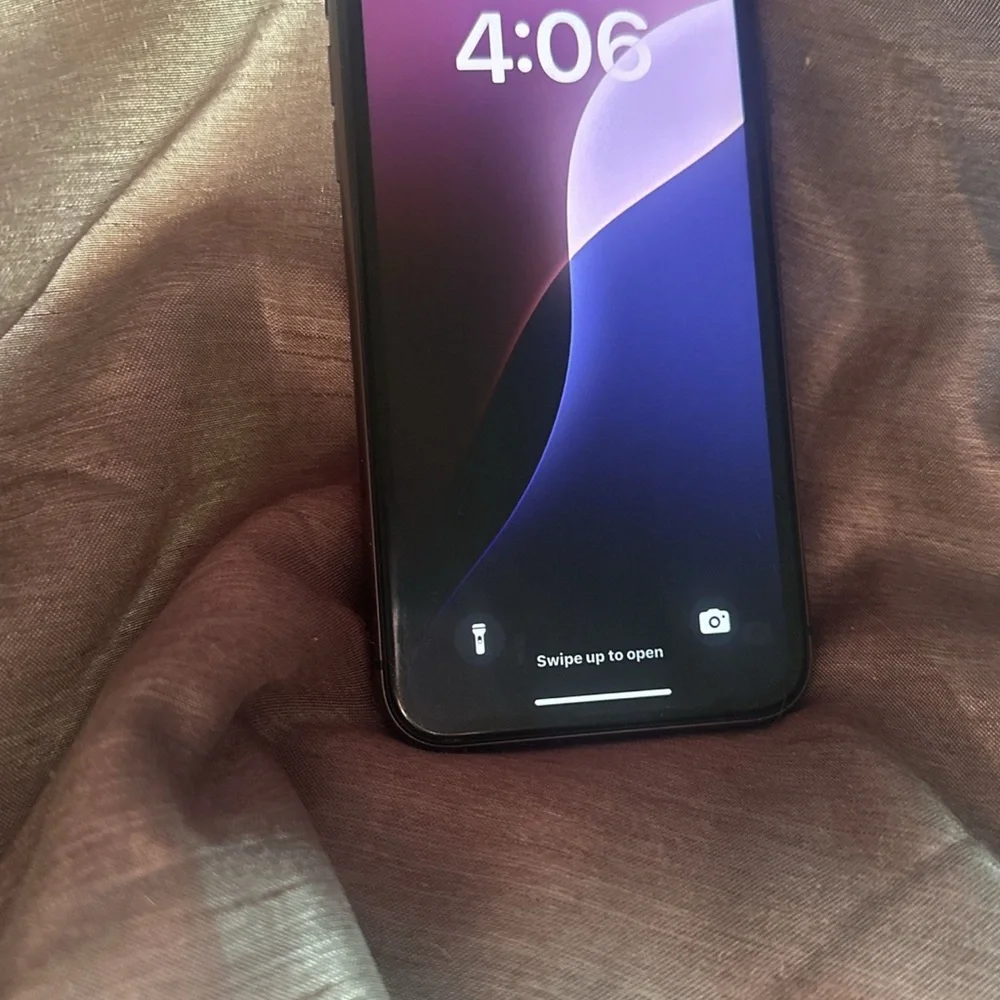 Black iPhone 11